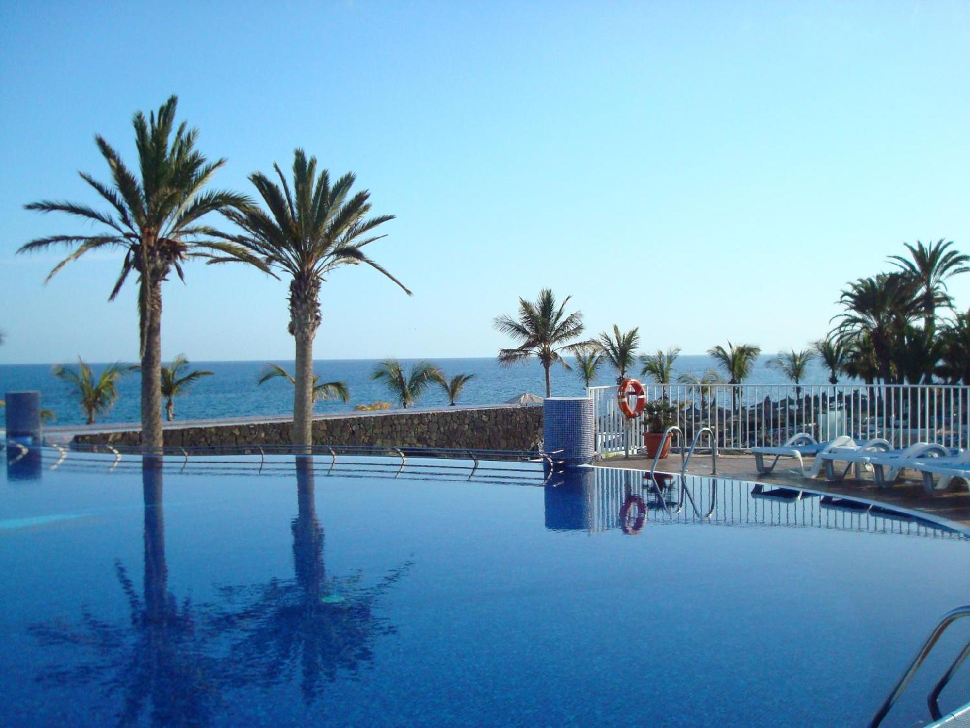 Vik Hotel San Antonio Puerto del Carmen  Dış mekan fotoğraf
