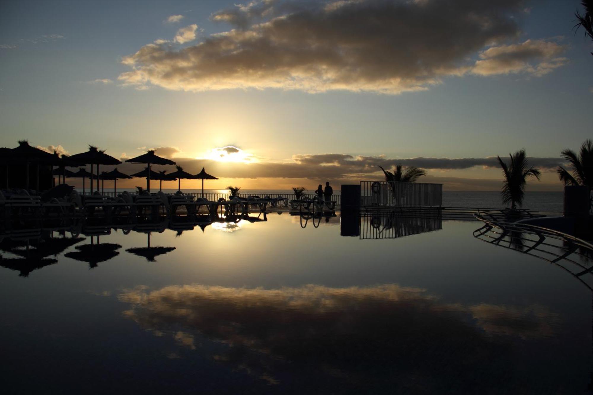 Vik Hotel San Antonio Puerto del Carmen  Dış mekan fotoğraf