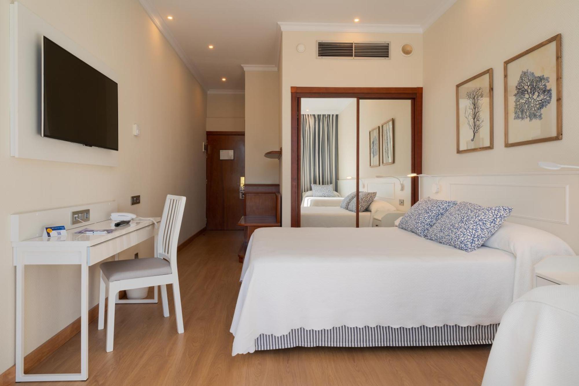 Vik Hotel San Antonio Puerto del Carmen  Dış mekan fotoğraf
