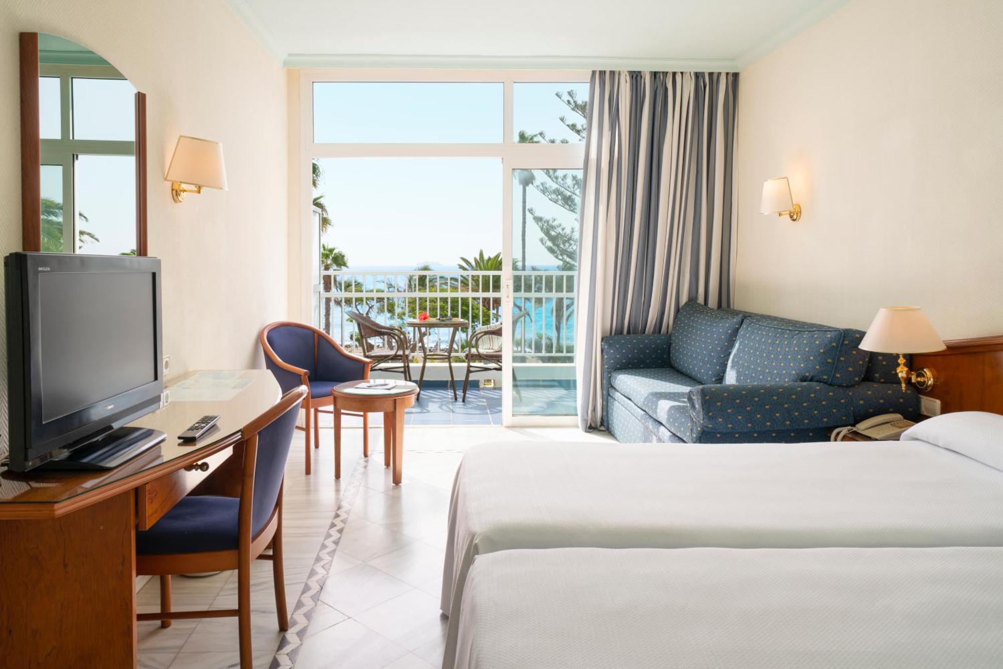 Vik Hotel San Antonio Puerto del Carmen  Dış mekan fotoğraf